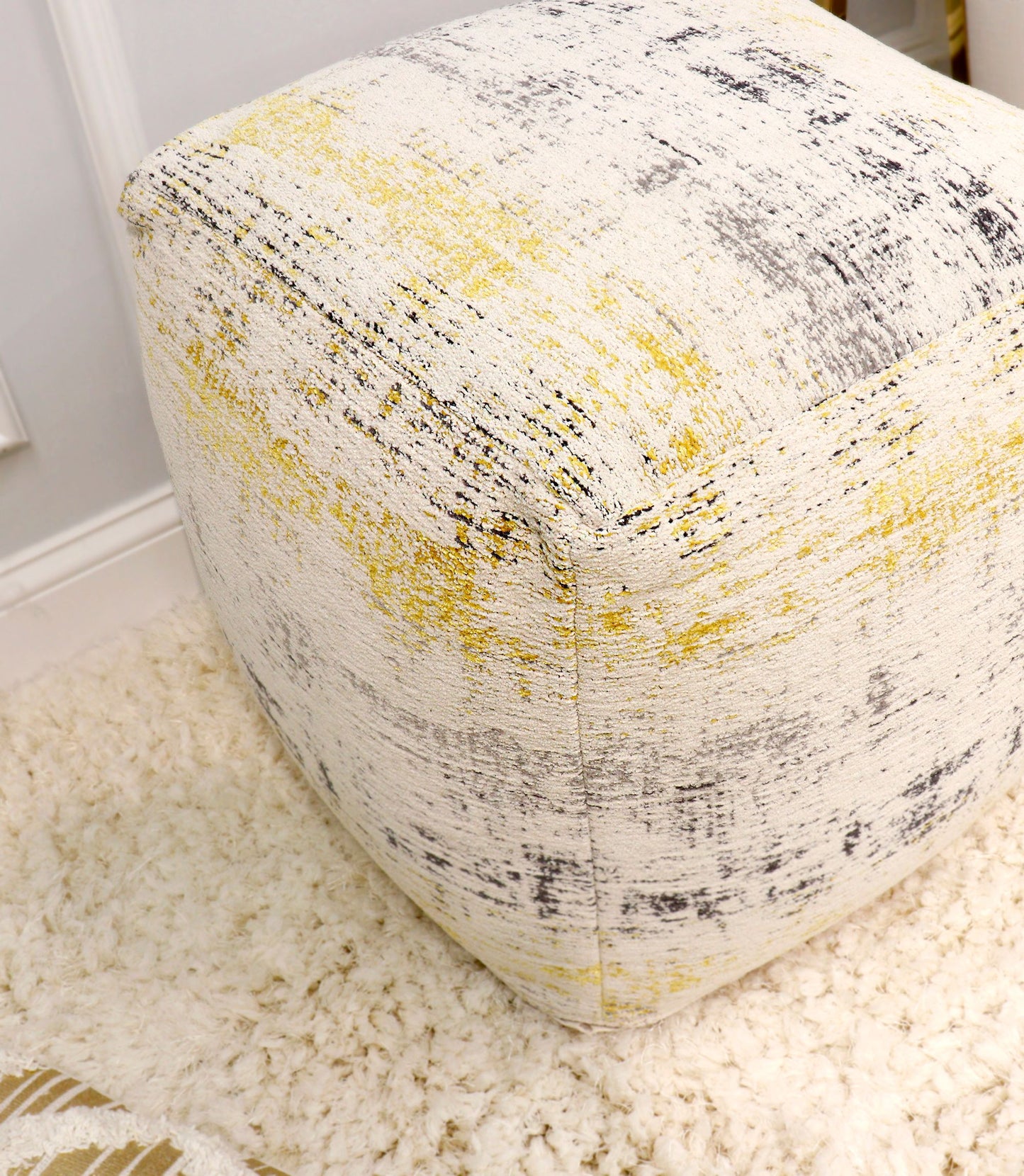 Ivery Gold Grandcanyon Cotton Pouf